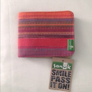 Sanuk Poncho Wallet